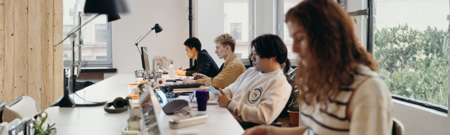 Social media is a critical tool for delivering great customer service. Get prepared to serve customers on Facebook, Instagram, Twitter and WhatsApp.